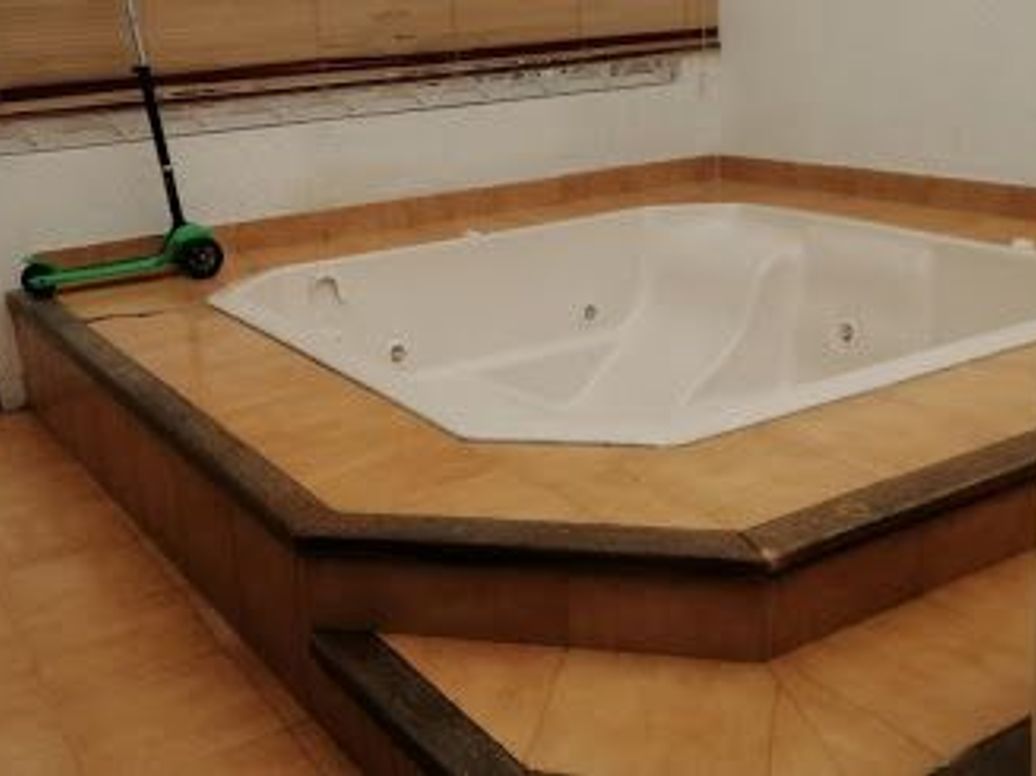 Casa de 4 alcobas en venta en Santa Barbara Central, Bogotá, 445 m² · foto 9 de 20