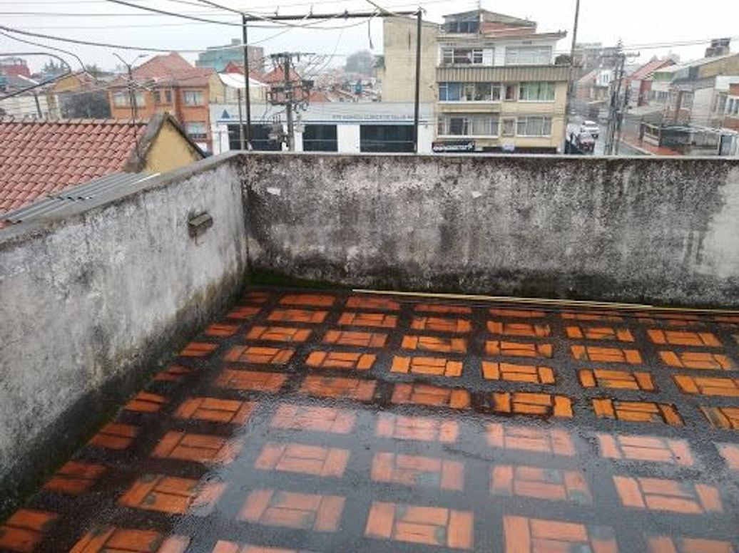 Casa de 10 alcobas en venta en San Luis Altos Del Cabo, Bogotá, 450 m² · foto 4 de 19