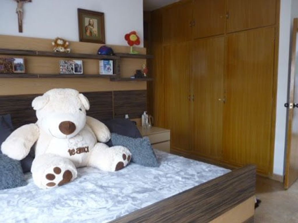 Casa de 4 alcobas en venta en San Nicolás, Bogotá, 420 m² · foto 13 de 20