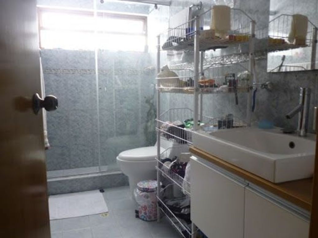 Casa de 4 alcobas en venta en San Nicolás, Bogotá, 420 m² · foto 14 de 20