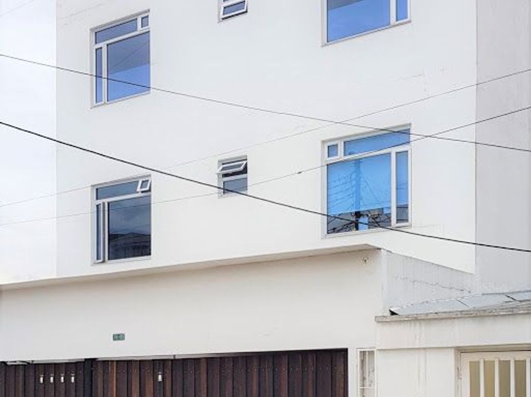 Casa de 5 alcobas en venta en Modelia, Bogotá, 468 m² · foto 2 de 20