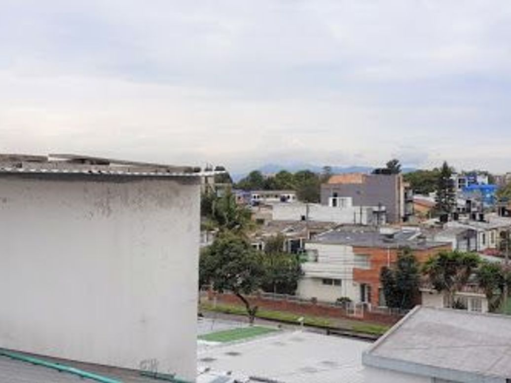 Casa de 5 alcobas en venta en Modelia, Bogotá, 468 m² · foto 8 de 20