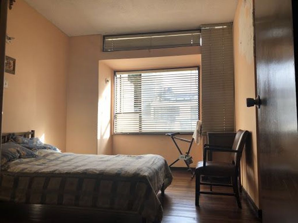 Casa de 5 alcobas en venta en San Luis, Bogotá, 328 m² · foto 15 de 20