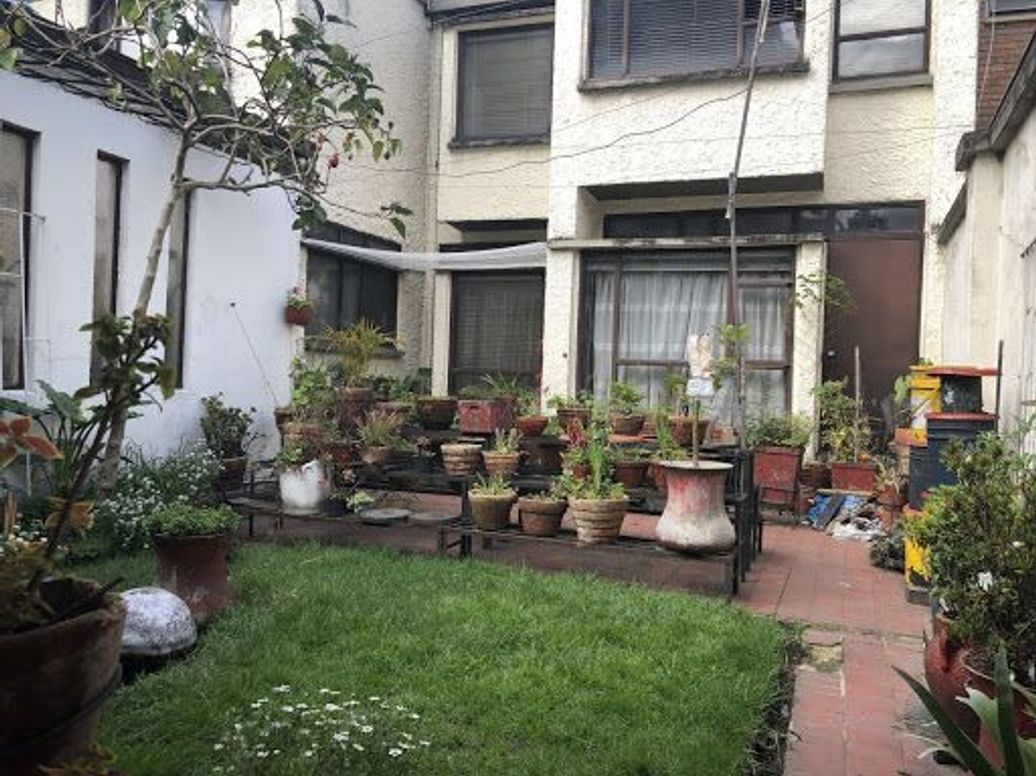 Casa de 5 alcobas en venta en San Luis, Bogotá, 328 m² · foto 3 de 20