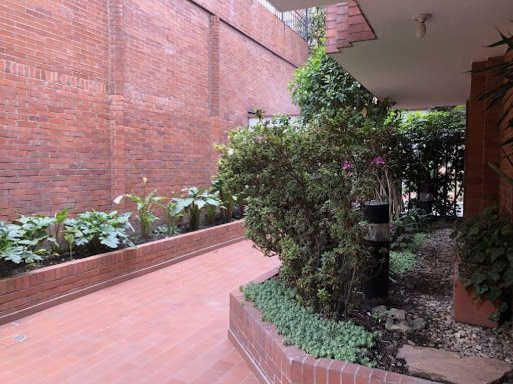 Apartamento de 3 alcobas en venta en Chicó Navarra, Bogotá, 159 m² · foto 20 de 20