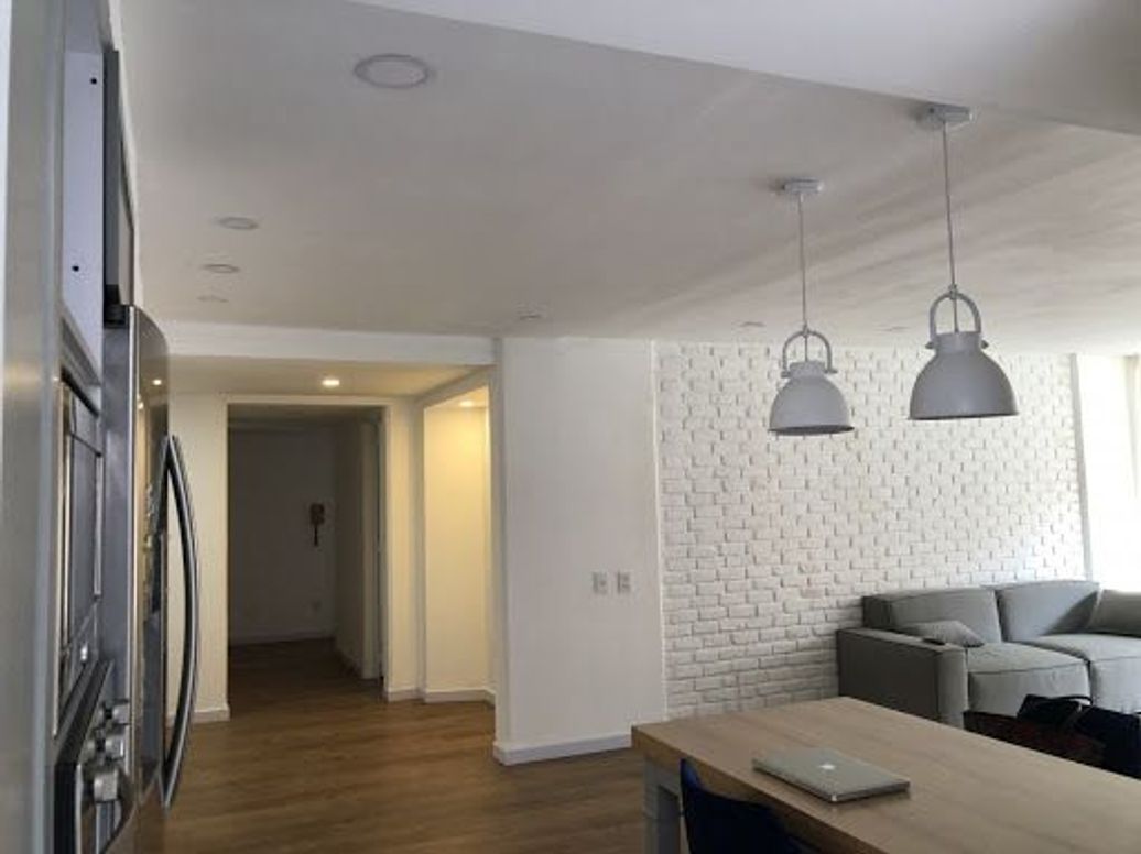 Apartamento de 3 alcobas en venta en Chicó Navarra, Bogotá, 159 m² · foto 2 de 20