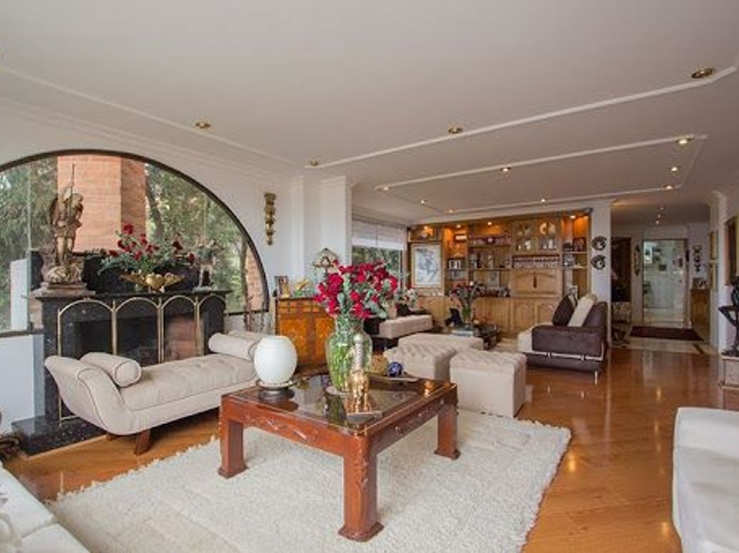 Apartamento de 3 alcobas en venta en Bosque De Pinos, Bogotá, 169 m² · foto 3 de 18