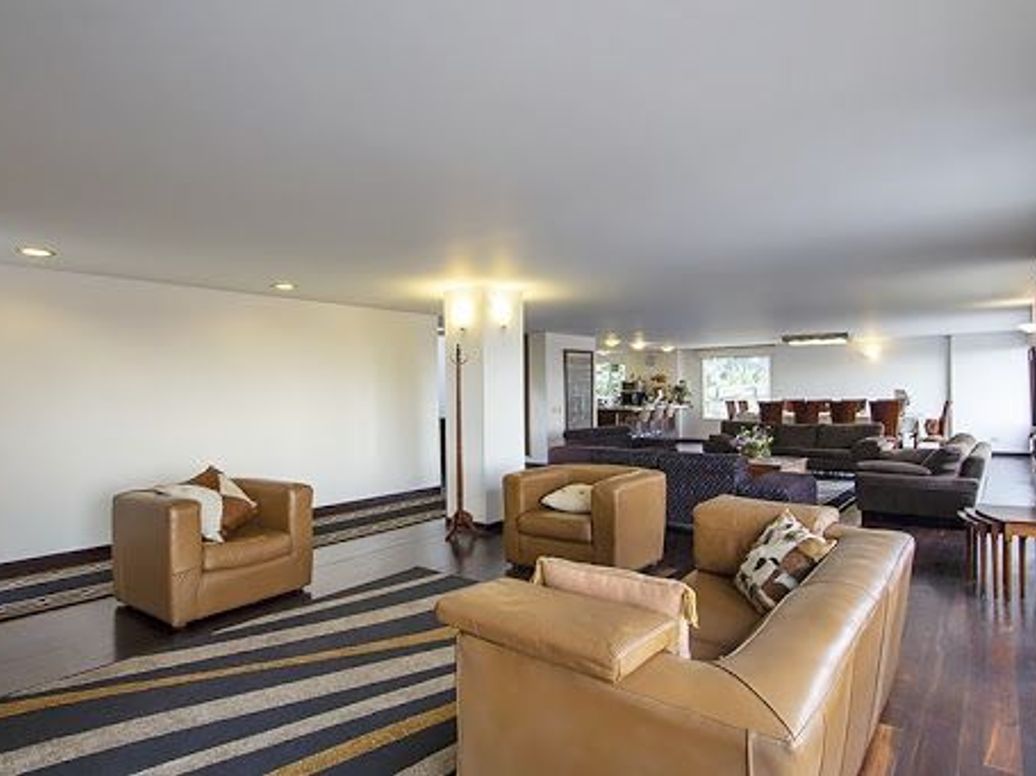 Casa de 4 alcobas en venta en El Refugio, Bogotá, 525 m² · foto 20 de 20