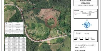 Vendo lote en Cocorná cerca a río calderas parte baja, con un área aproximada de 60.000mtrs2, ubicado en el corredor vial de la autopista Medellín -Bogotá, zona de uso múltiple, con muy buen  terreno para construir parque temático, o recreativo, muy buena tradición, con escrituras 100%, agua propia y reserva forestal. Información sujeta a cambios. Vende Activos y Bienes, Inmobiliaria experta en administración, arrendamiento y venta de apartamentos, casas, locales, bodegas y oficinas en el Oriente Antioqueño, Medellín y toda el área Metropolitana. . Las imágenes de muebles, enseres, decoración y demás elementos son una referencia.
