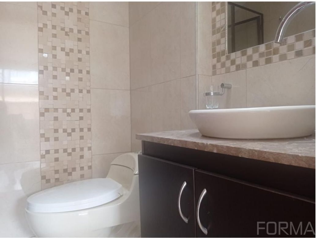Apartamento de 2 alcobas en venta en Los Cedritos, Bogotá, 90 m² · foto 11 de 12