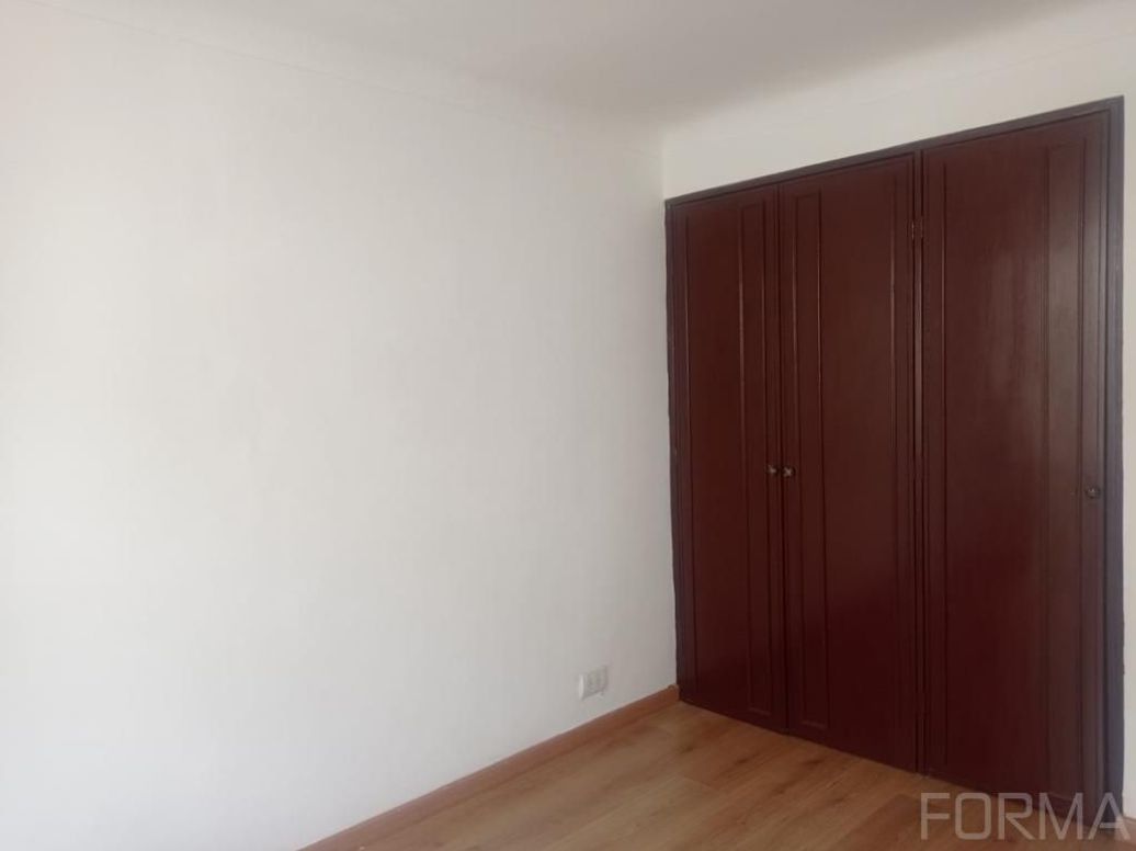 Apartamento de 2 alcobas en venta en Los Cedritos, Bogotá, 90 m² · foto 3 de 12