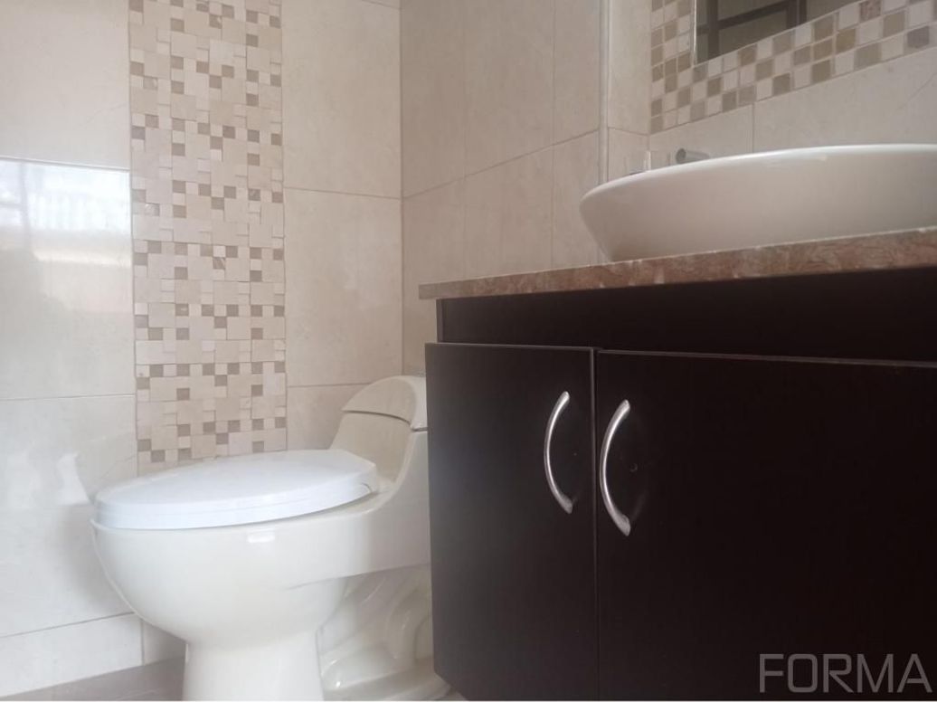 Apartamento de 2 alcobas en venta en Los Cedritos, Bogotá, 90 m² · foto 12 de 12