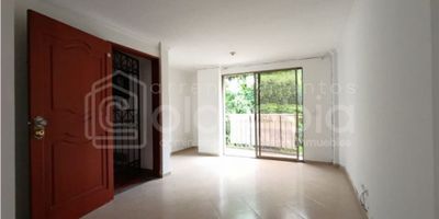 Apartamento en Arriendo, La Magnolia- Envigado con 3 habitaciones, 3 clóset, 2 baños completos, sala, comedor, cocina integral, gas con pipeta, balcón y pisos en cerámica. Área privada de 76m². PISO 4 SIN ASCENSOR, Parqueadero cubierto privado.

Estrato 3.

Zona residencial, cercana a La Bota del día, a la Iglesia de San Mateo, La Vaquita, farmacias y con fácil acceso a transporte público.

 ¡Conoce los requisitos para arrendar un inmueble con nosotros!

*NOTA ACLARATORIA: Puede haber diferencias en las áreas suministradas en esta publicación, al momento de la negociación se deben verificar por escrituras públicas debidamente registradas 

