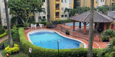 VEREDA DEL PALMAR CR 34 #10ª 15/115 APTO 301-F COLSEGUROS
Salacomedor. Tres alcobas con closet,ppal con baño, baño social, cocina integral a gas, zona de oficios con calentador, parqueadero asignado descubierto, piscina, salón social, juego para niños, 70 MTS no ascensor. CANON $ 1.600.000 INC AMON