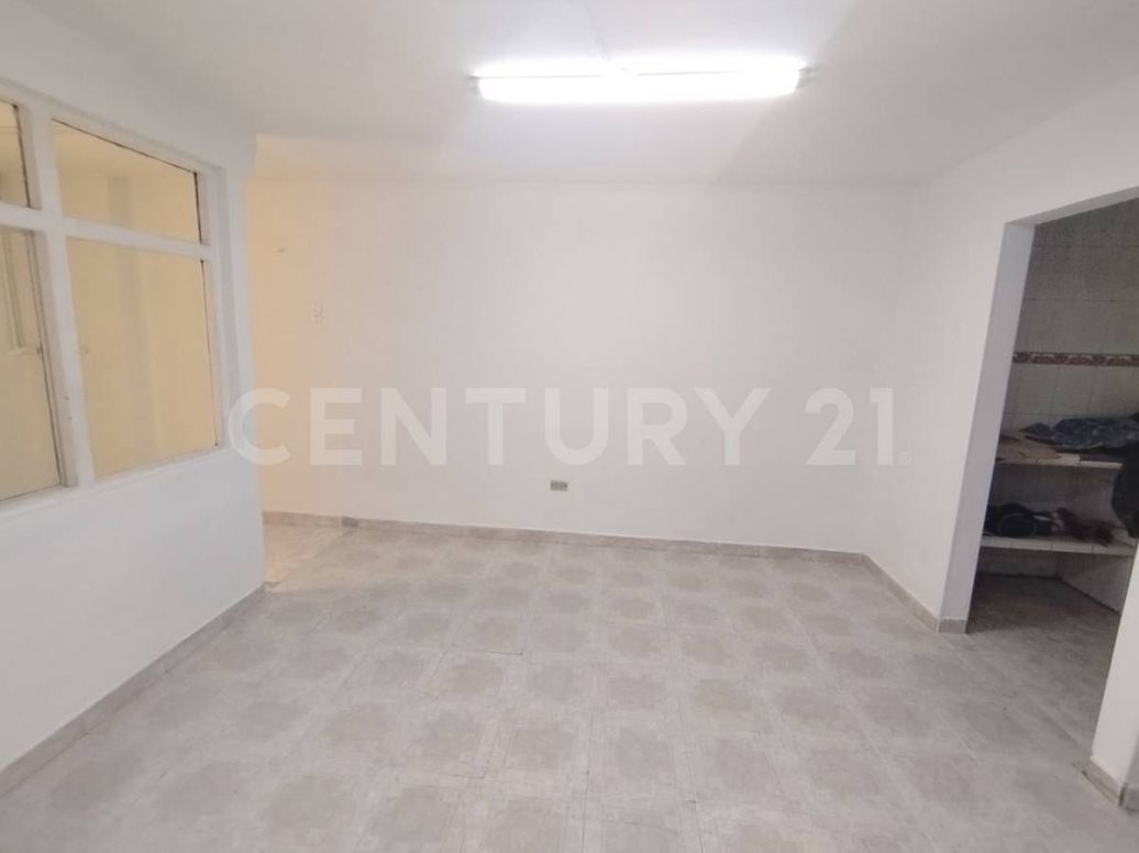 Casa de 3 alcobas en venta en Ciudad Kennedy, Bogotá, 204 m² · foto 8 de 16