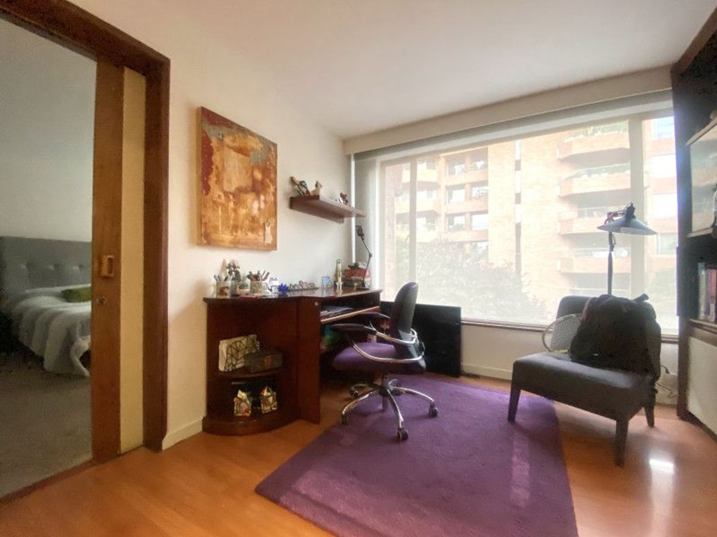Apartamento de 3 alcobas en venta en El Retiro, Bogotá, 253 m² · foto 10 de 20