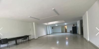  

Local en Venta El Poblado Medellin

 

Local en Arriendo El Poblado Medellin
Local área 170 metros 2 oficinas, salón, 2 baño privados,
Cocineta, terraza, patio, cuarto útil. + 2 baños en area social

Ideal para un gimnasio, salón de Eventos, ect.

Zona Parqueaderos comunes,

Cerca del parque del poblado, de Bancolombia, súper mercado Carulla
Sobre vía principal, con fácil acceso al transporte público

INTERMOBILIARIA POBLADO SAS
