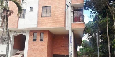 Apartamento en Arriendo Bucaramanga, Edificio Rincón del Parque, 3 alcobas y 2 baños, Área Construida: 64 mts. Código Inmobiliaria: 36187, para mayor información y revisar toda nuestra oferta visita nuestra pagina web: estebanrios.com o comuníquese a nuestro PBX: (607) 635 2877