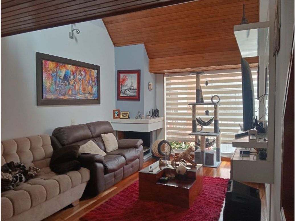 Casa de 3 alcobas en venta en Usaquén, Bogotá, 134 m² · foto 2 de 20