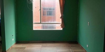 [ARR] ID HOUM: 161264

Entérate de todos los beneficios al arrendar con nosotros:
    • Asistencia e intermediación con el propietario
    • Firma tu contrato online
    • Arrienda sin burocracia, sin papeleos ni notarías

Departamento en arriendo, ubicado en el barrio Ciudad Verde, con una superficie construida de 40.00 m² y superficie total de 40.00  m². 

Sus principales características son:

    • No amoblado
    • 2 dormitorios
    • 1 baño
    • Admite mascotas
    • Año de construcción: 2015
    • Cuarto de lavado
            
Además, el inmueble cuenta con las siguientes amenidades:

    • Salón de eventos
    • Vigilancia 24 hrs
    • Zona de juegos

Si arriendas con nosotros, te brindamos asesoría personalizada durante todo el proceso.

Requisitos para arrendar con nosotros:

    • Arrienda sin codeudor*, fácil, rápido y seguro
    • Demuestra un ingreso mensual neto de al menos 2.5 veces el valor del arriendo (los ingresos mensuales se pueden complementar por las personas que vivirán en este inmueble)
    • Completa tu información básica y mándanos tus extractos bancarios o documentos que demuestren tus ingresos
    • No debes tener reportes negativos en centrales de crédito
        

IMPORTANTE:

    • Te invitamos a agendar una visita a esta propiedad
    • Si tienes alguna duda por favor puedes solicitar más información desde los portales como también contactarte directamente con nosotros
    
Más que una inmobiliaria, somos Houm.
*Aplican T&C