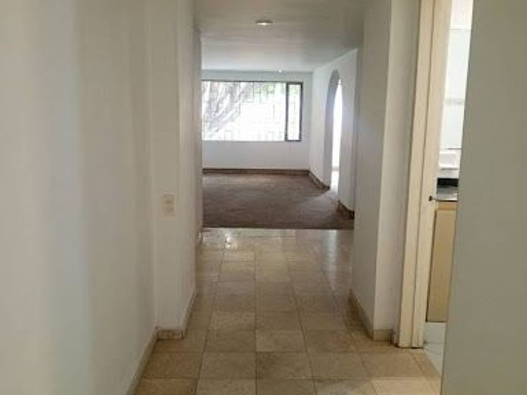 Apartamento de 3 alcobas en venta en Molinos Norte, Bogotá, 148 m² · foto 11 de 20