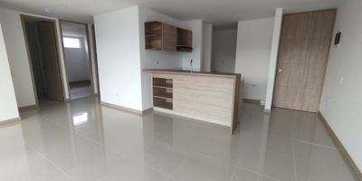 3 alcobas, 2 baños, 2 closet, 1 vestier, 1 balcon, sala comedor, cocina integral, calentador, zona de ropas, parqueadero privado cubierto y cuarto util, área 88m2. Allí podras disfrutar espacios cómodos, amplios y luminosos.

Unidad cerrada, piscina adutos y niños climatizada,salon social, gimnacio, zonas verdes, placa deportiva, juegos infantiles, supermercado euro, buen sector, buena ruta de transporte publico integrado al metro, porteria las 24 horas.