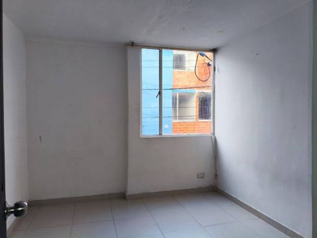 Casa de 2 alcobas en venta en Fontibón, Bogotá, 44 m² · foto 7 de 20