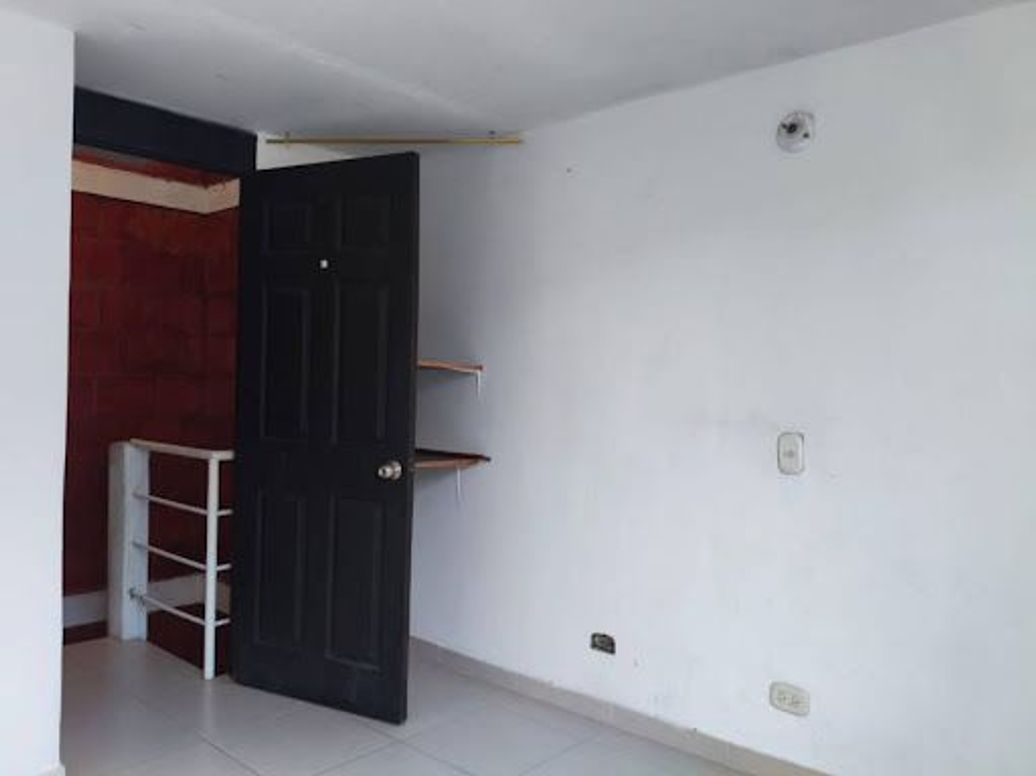 Casa de 2 alcobas en venta en Fontibón, Bogotá, 44 m² · foto 10 de 20
