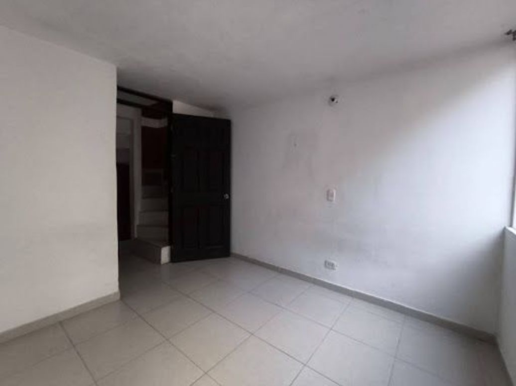 Casa de 2 alcobas en venta en Fontibón, Bogotá, 44 m² · foto 13 de 20