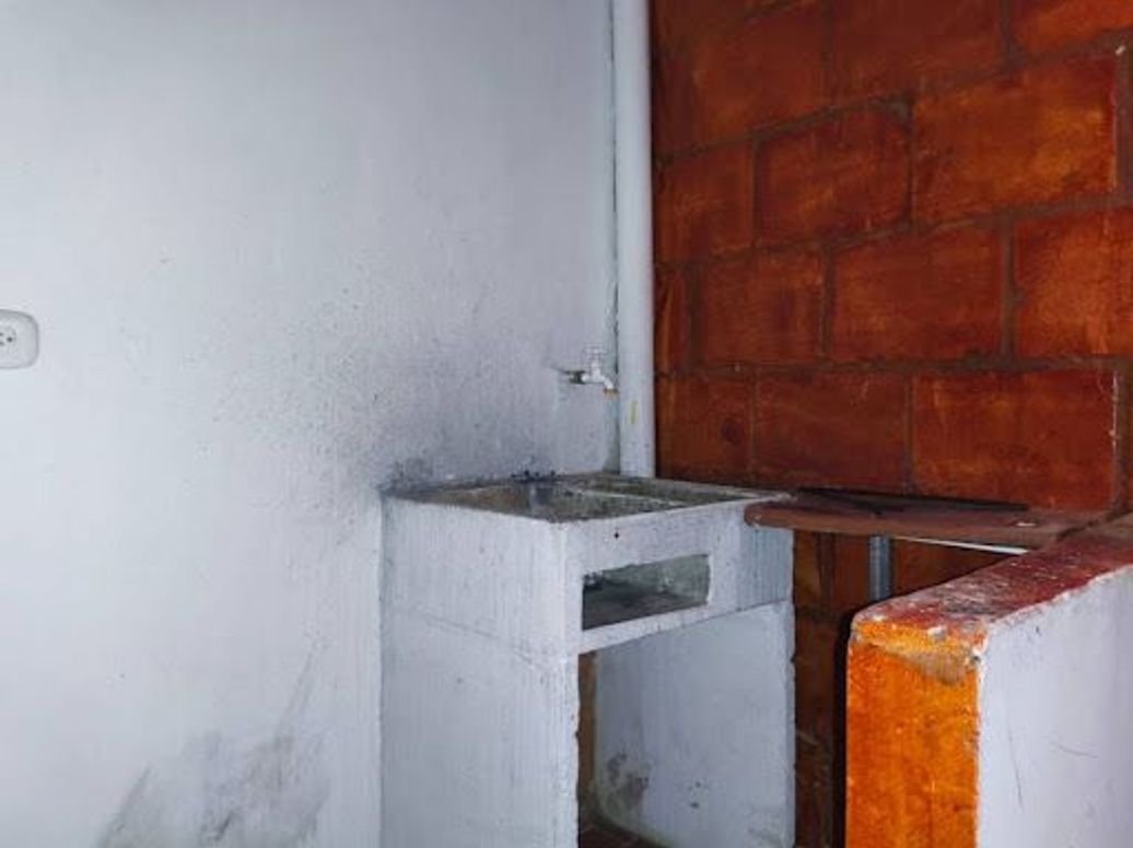 Casa de 2 alcobas en venta en Fontibón, Bogotá, 44 m² · foto 17 de 20