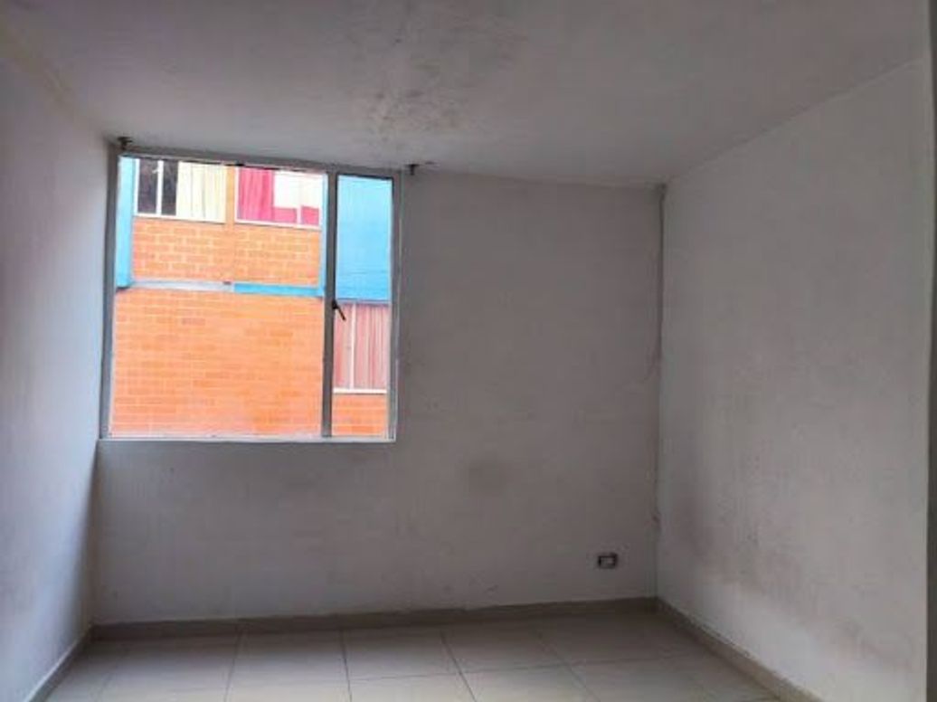 Casa de 2 alcobas en venta en Fontibón, Bogotá, 44 m² · foto 5 de 20