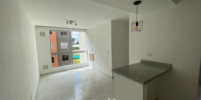 [ARR] ID HOUM: 162374

Entérate de todos los beneficios al arrendar con nosotros:
    • Asistencia e intermediación con el propietario
    • Firma tu contrato online
    • Arrienda sin burocracia, sin papeleos ni notarías

Departamento en arriendo, ubicado en el barrio Parmalat, con una superficie construida de 41.00 m² y superficie total de 41.00  m². 

Sus principales características son:

    • No amoblado
    • 2 dormitorios
    • 1 baño
    • Admite mascotas
    • 1 parqueadero
    • Año de construcción: 2022
            
Si arriendas con nosotros, te brindamos asesoría personalizada durante todo el proceso.
        

Requisitos para arrendar con nosotros:

    • Arrienda sin codeudor*, fácil, rápido y seguro
    • Demuestra un ingreso mensual neto de al menos 2.5 veces el valor del arriendo (los ingresos mensuales se pueden complementar por las personas que vivirán en este inmueble)
    • Completa tu información básica y mándanos tus extractos bancarios o documentos que demuestren tus ingresos
    • No debes tener reportes negativos en centrales de crédito
        

IMPORTANTE:

    • Te invitamos a agendar una visita a esta propiedad
    • Si tienes alguna duda por favor puedes solicitar más información desde los portales como también contactarte directamente con nosotros
    
Más que una inmobiliaria, somos Houm.
*Aplican T&C