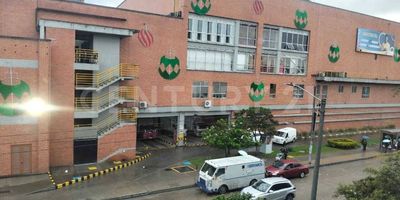 Oportunidad venta apartamento ubicado en el cuarto piso, con excelente iluminación natural, distribución cómoda y espacios acogedores, ideal para familias pequeñas, inversionista o quiénes buscan vivir en una zona tranquila y con buen Acceso al transporte y servicios. Ubicación en Tintal, sector residencial, cerca a vías principales, parques, comercio, y transporte público. Contáctame para agendar visita y conocerlo hoy mismo. Te  va a encantar