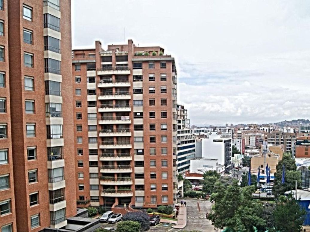 Apartamento de 3 alcobas en arriendo en Santa Barbara Oriental, Bogotá, 182 m² · foto 7 de 20