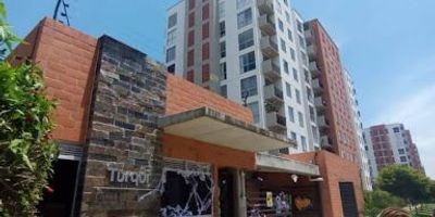 ALQUILO EXCELENTE APARTAMENTO AL SUR DE CALI EN CIUDAD MELENDEZ. CARRERA 97 No. 58-31 APTO 201-4 CR TURQUI. COD 1523. Excelente ubicación. Cerca de vía principal, cerca de colegios y universidades, cerca de supermercados y centros comerciales. Consta de sala comedor con balcón, 3 alcobas con closet, alcoba principal con baño privado, baño social, cocina integral a gas, zona de oficios, piscina, salón social, ascensor, parque infantil, zonas verdes, parqueadero comunitario, portería y vigilancia 24 horas. $1.350.000 administración incluida. 