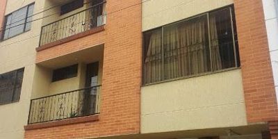 APARTAMENTO DUPLEX EXTERIOR, AMPLIO EN TODOS SUS ESPACIOS, CUENTA CON TERRAZA Y BALCON, CON EXCELENTE ILUMINACION NATURAL Y VENTILACION.