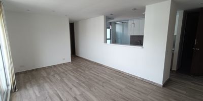 V-192 Vendemos Apartamento Conjunto Terekay, Cerca al vergel.

87m².
Sala/comedor, cocina integral, zona de lavandería, balcones, estudio, tres alcobas (principal con baño), baño/social, parqueadero privado, amplias zonas sociales. 
$349.000.000