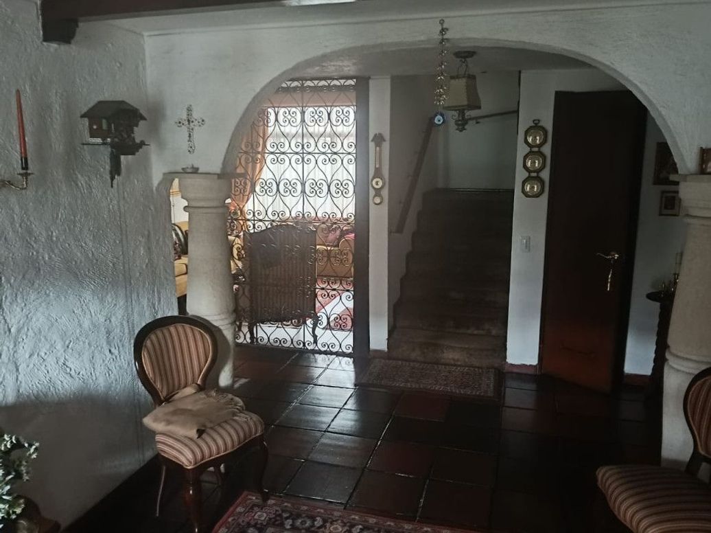 Casa de 5 alcobas en venta en Niza Norte, Bogotá, 309 m² · foto 5 de 17