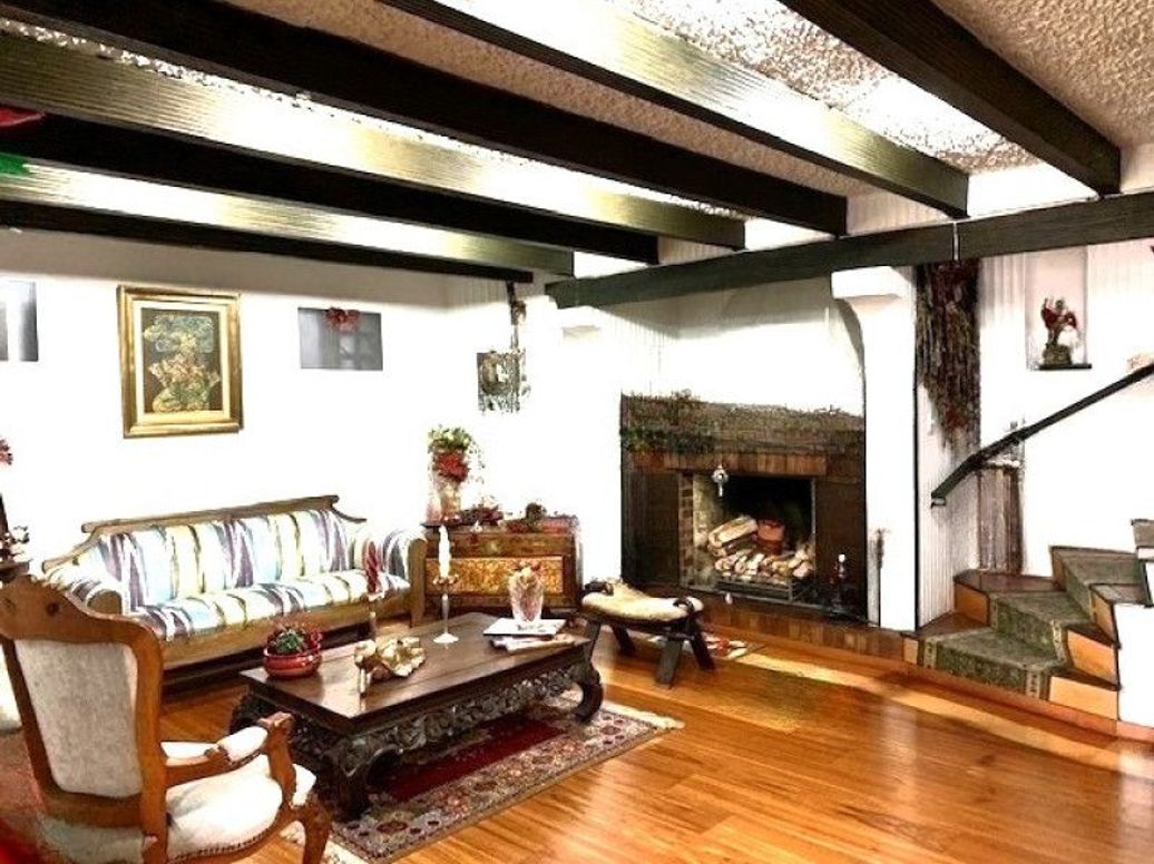Casa en venta en La Carolina, Bogotá · foto 2 de 20