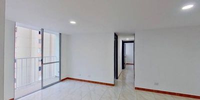 Apartamento en venta de 54 M², con vista exterior, ubicado en un 14avo piso (Torre 2 Apto 1416), acceso por ascensor. Consta de 3 habitaciones, 2 baños, sala comedor, cocina integral y zona de lavandería. Tiene piso cerámico en todas sus zonas. El conjunto cuenta con salón social, gimnasio parque infantil, cancha, piscina adultos y niños y vigilancia privada las 24 horas. Cerca a almacenes de cadena Tiendas D1y Ara; cerca a colegios; cerca a paraderos del buses de transporte público y del Metro Bello; Vías de acceso por la Calle 56
 h_property_nid_ref:  33532989327
 h_property_uuid_detail:  716fdbfe-9377-4a7b-9cd8-1f5f0ed54ad0
 ubicacion: Bello,Aralias 
 Inmueble ofertado por nuestro aliado HABI.