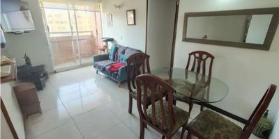 En la hermosa ciudad de Mosquera, presente la oportunidad de adquirir un cómodo y acogedor apartamento que te ofrece todo lo que necesitas para una vida tranquila y confortable. 

Cuenta con 3 habitaciones, 1 baño, sala-comedor, cocina integral  y balcon.

Esta urbanización cerrada te brindará un ambiente seguro y tranquilo para que tus hijos puedan disfrutar de la zona infantil, y tus familiares y amigos de las amplias zonas verdes y deportivas. Sin duda, vivir en este maravilloso lugar te brindará todas las comodidades y facilidades que siempre has buscado.

No pierdas la oportunidad de invertir en este apartamento ideal para ti y tu familia. ¡Contáctanos para programar una visita y conoce tu nuevo hogar en Mosquera!
