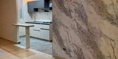 Soluciones Inmobiliarias Colombia ofrece apartamento piso 1 excelente vista  en conjunto cerrado en sector exclusivo de Dosquebradas  con amplios y cómodos espacios el conjunto cuenta con piscina para niños y adultos, zauna, turco, Jacuzzi, gimnasio y zona de juegos para niños.2268
