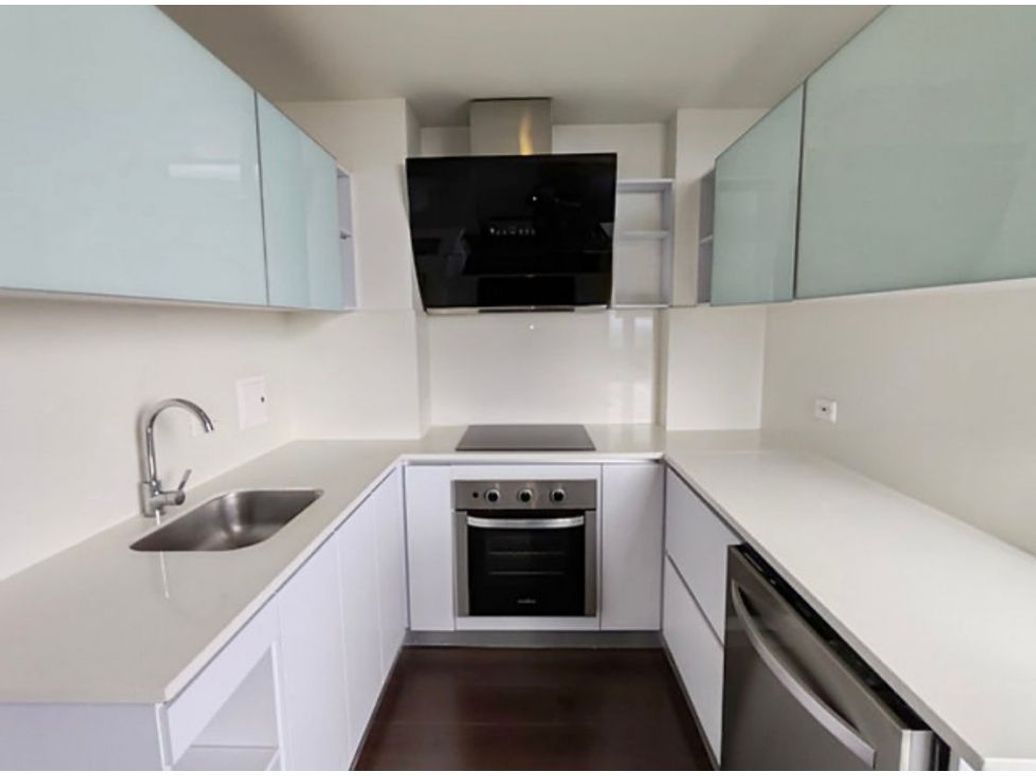 Apartamento de 2 alcobas en venta en Chapinero Alto, Bogotá, 140 m² · foto 7 de 15