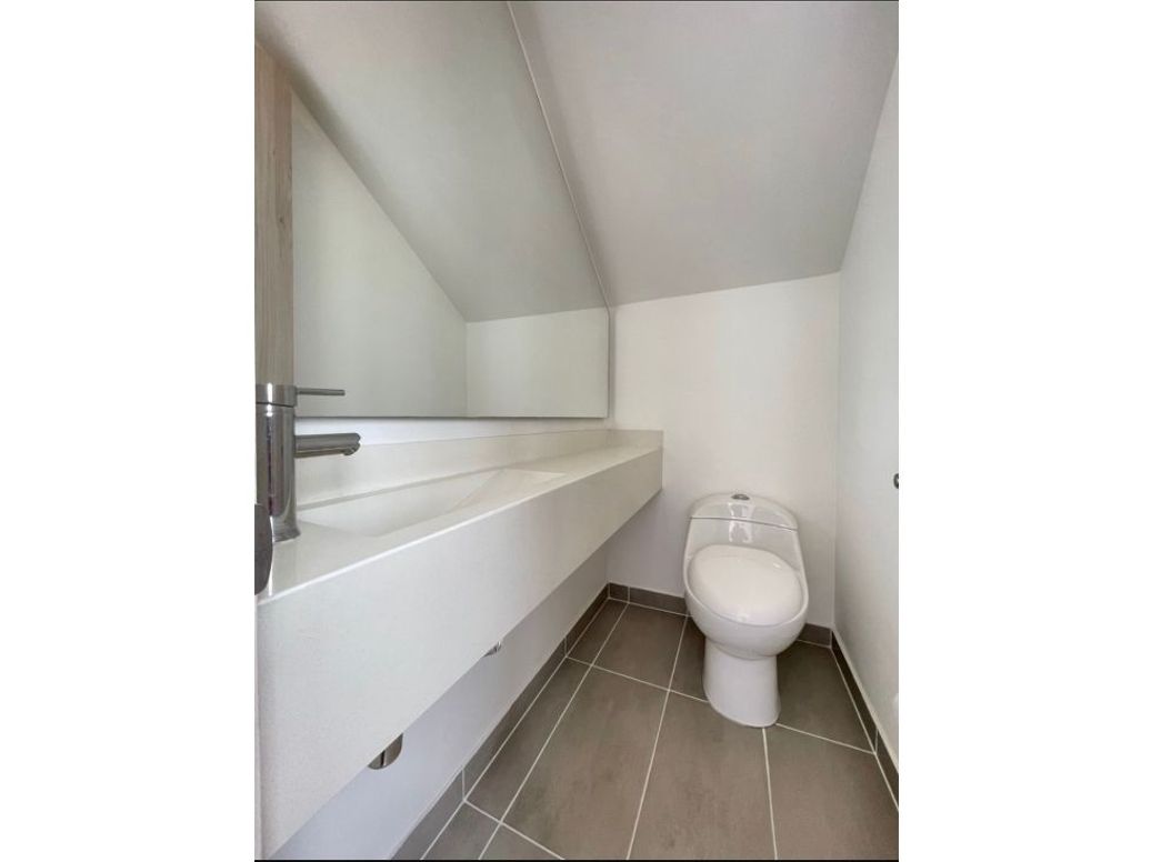 Apartamento de 2 alcobas en venta en Chapinero Alto, Bogotá, 140 m² · foto 11 de 15