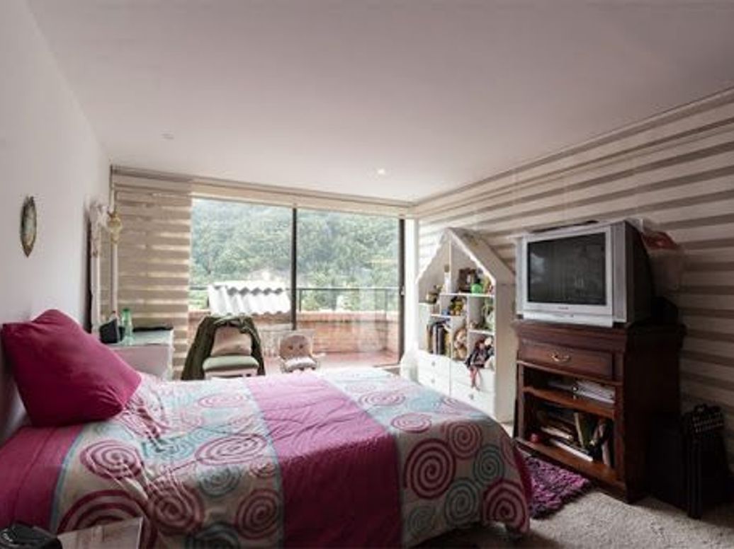 Apartamento de 3 alcobas en venta en Chicó Alto, Bogotá, 414 m² · foto 10 de 18