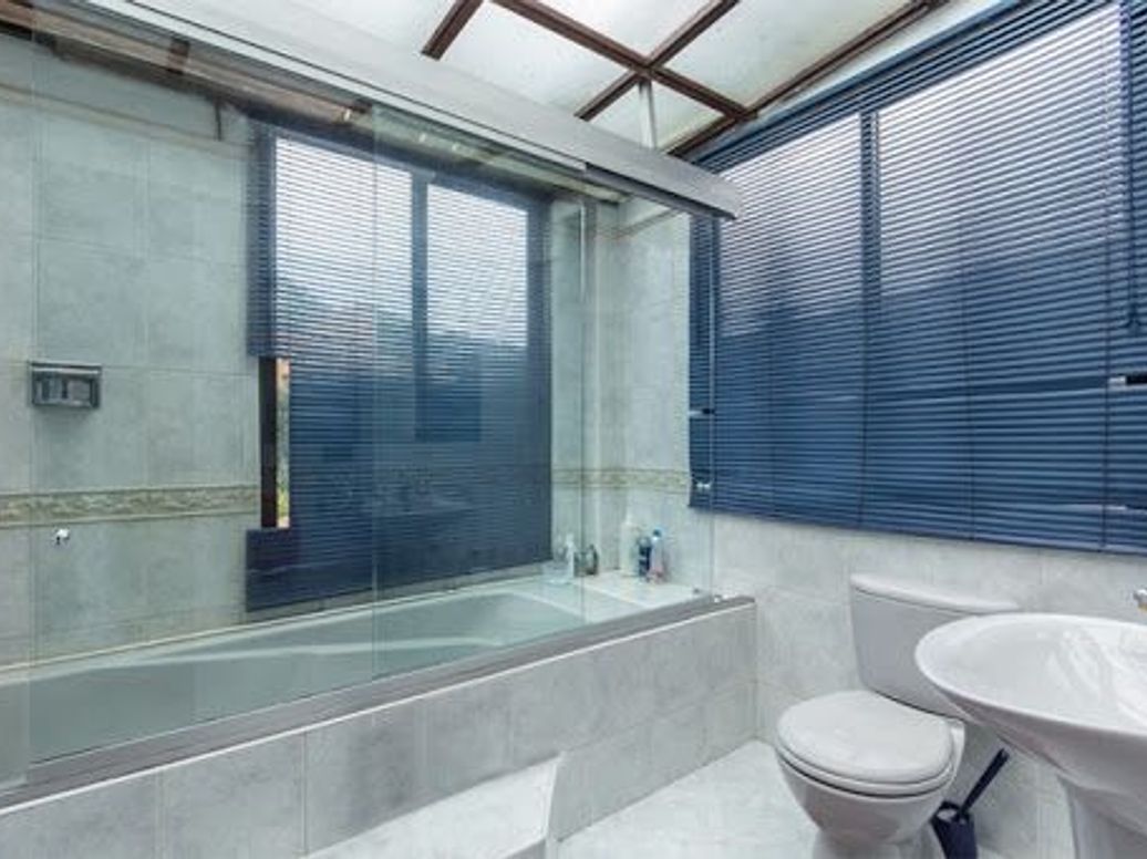 Apartamento de 3 alcobas en venta en Chicó Alto, Bogotá, 414 m² · foto 11 de 18