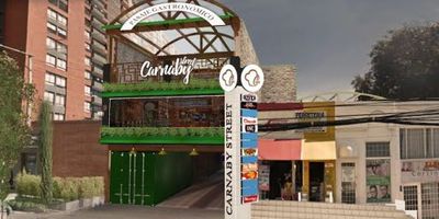 Excelentes locales comerciales en construcción, Se entregan rentando al uno por ciento mensual sobre el valor de la venta. plazoleta de comidas de cuarenta locales aproximadamente, de diferentes áreas