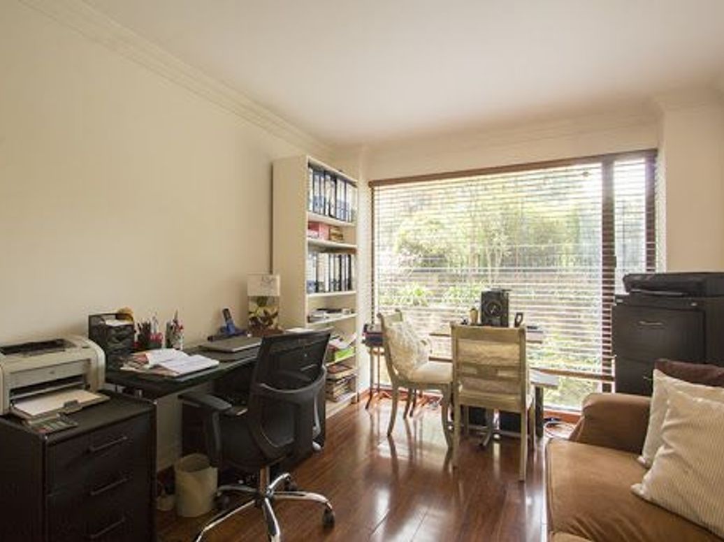 Apartamento de 3 alcobas en venta en Los Rosales, Bogotá, 195 m² · foto 6 de 20