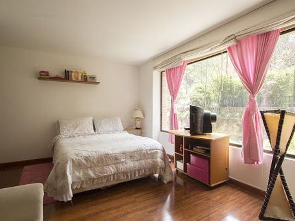 Apartamento de 3 alcobas en venta en Los Rosales, Bogotá, 195 m² · foto 17 de 20