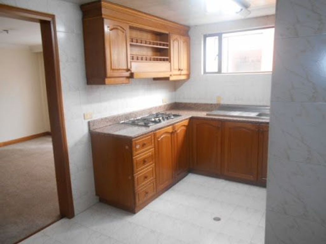 Apartamento de 3 alcobas en venta en Santa Barbara, Bogotá, 180 m² · foto 5 de 20